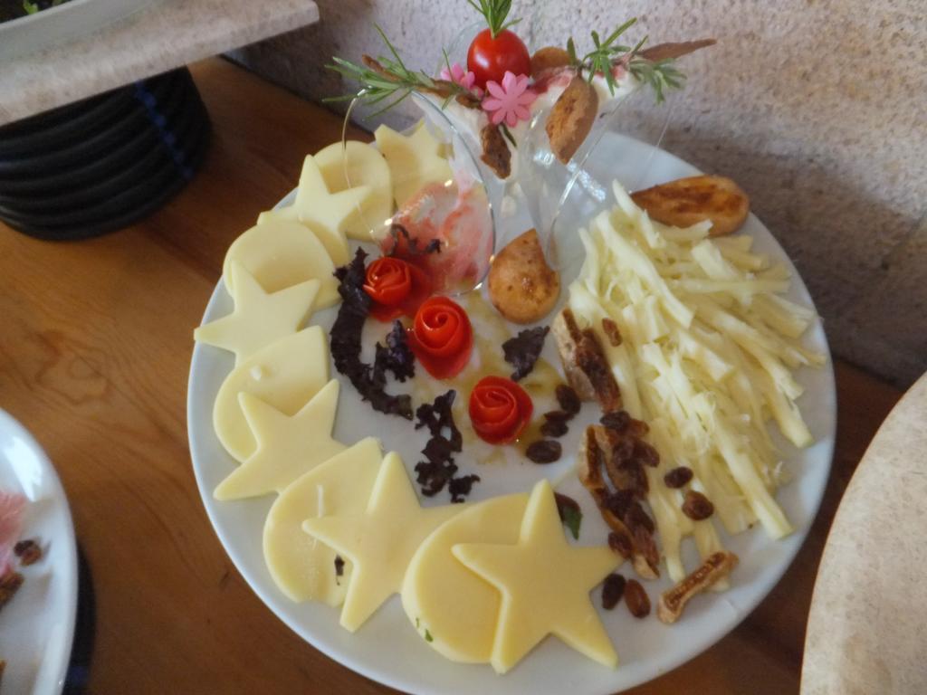 Ayvalı パーム コート スイーツ アイバリク Bed & Breakfast エクステリア 写真